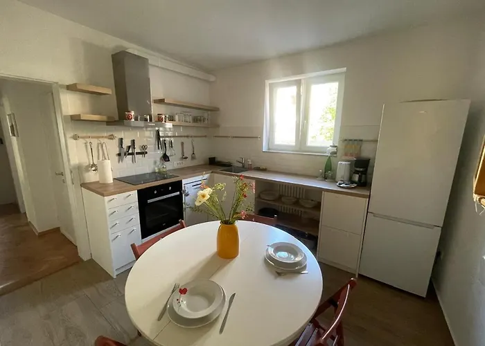 Apartman At The Burkulis'