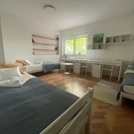 Апартаменти At The Burkulis'