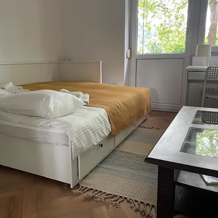 At The Burkulis' Апартаменти Любляна