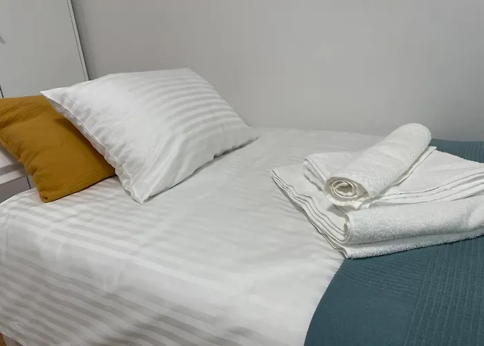 アパート At The Burkulis' *