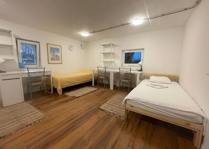 アパート At The Burkulis' *